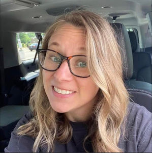 Meet your Posher, Amanda